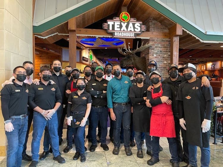 Texas Roadhouse Celebrates 10 Years in Middle East